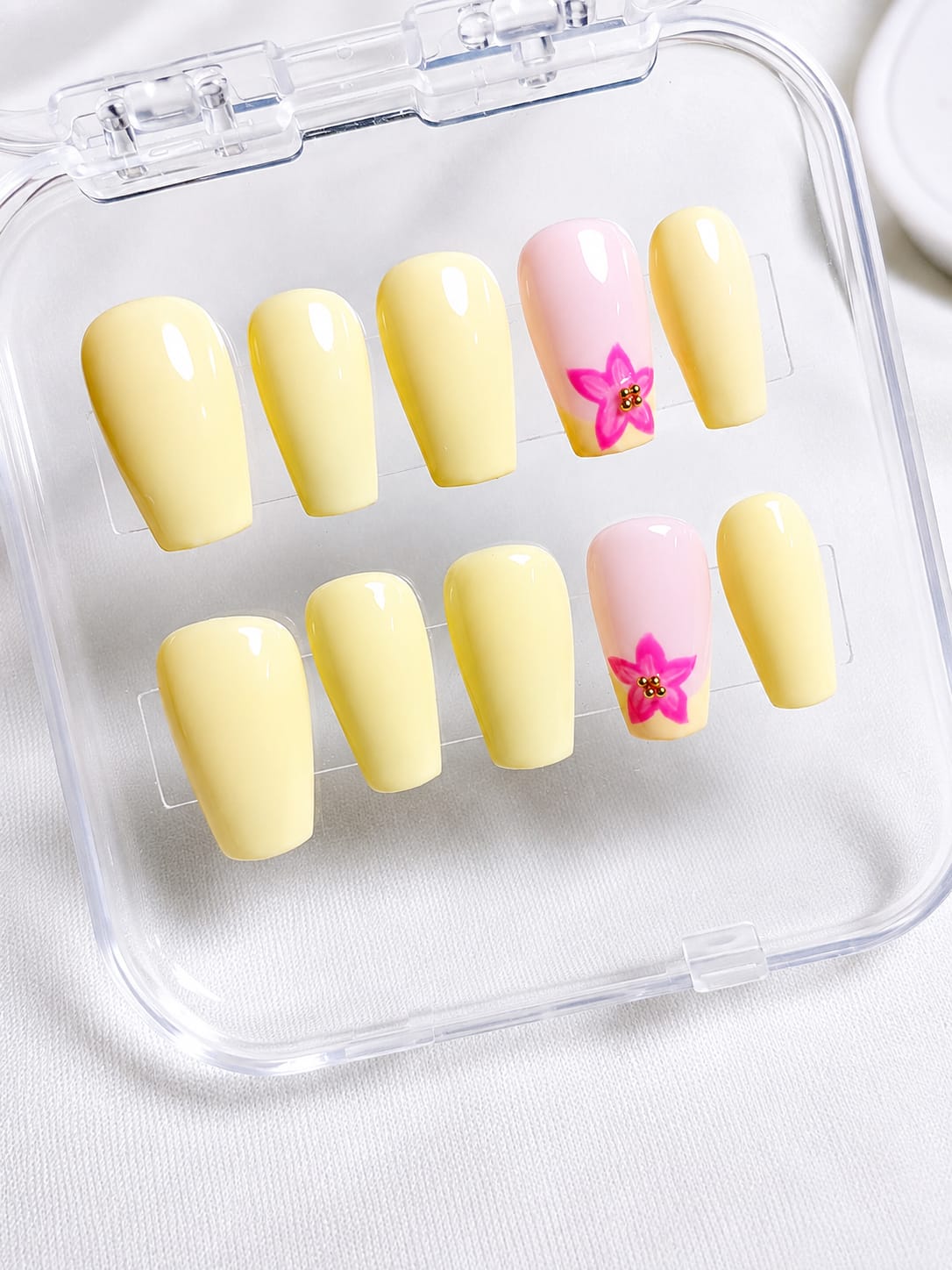Lemon Blossom Press-on Nails